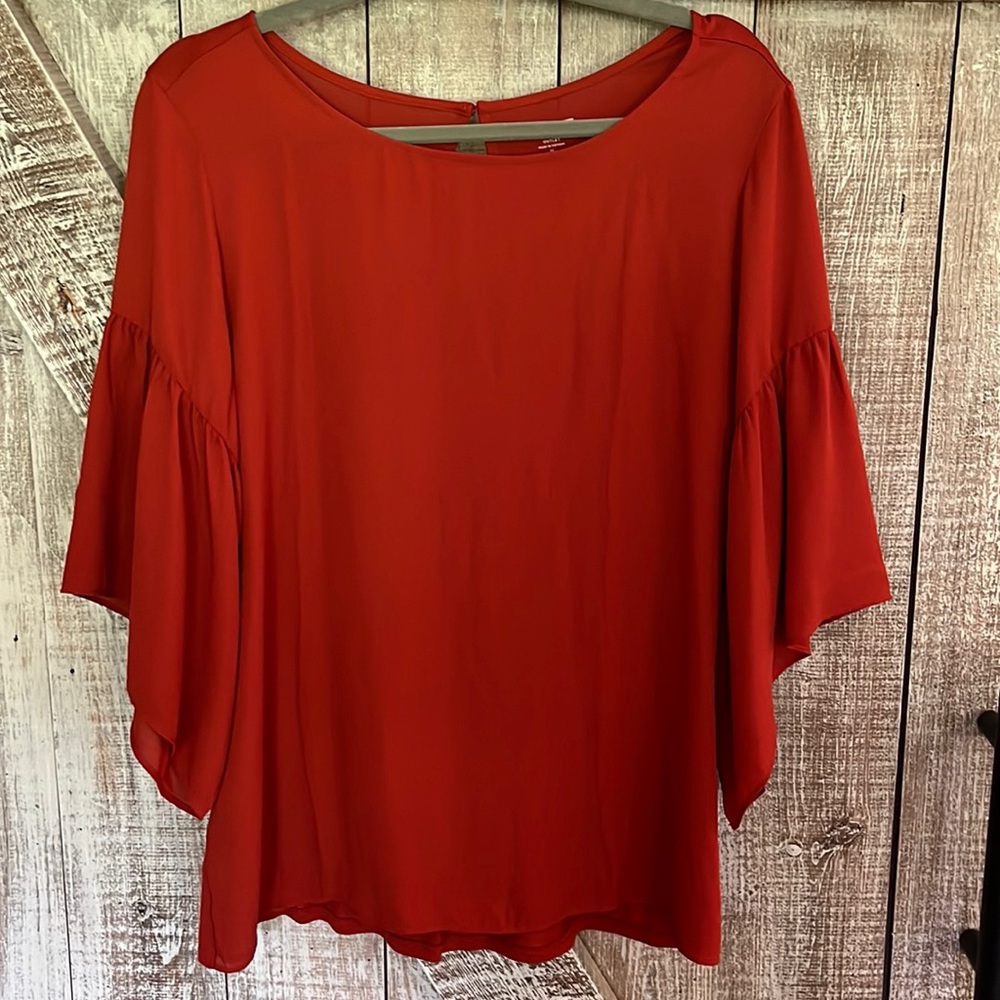 LOFT top. Size medium.